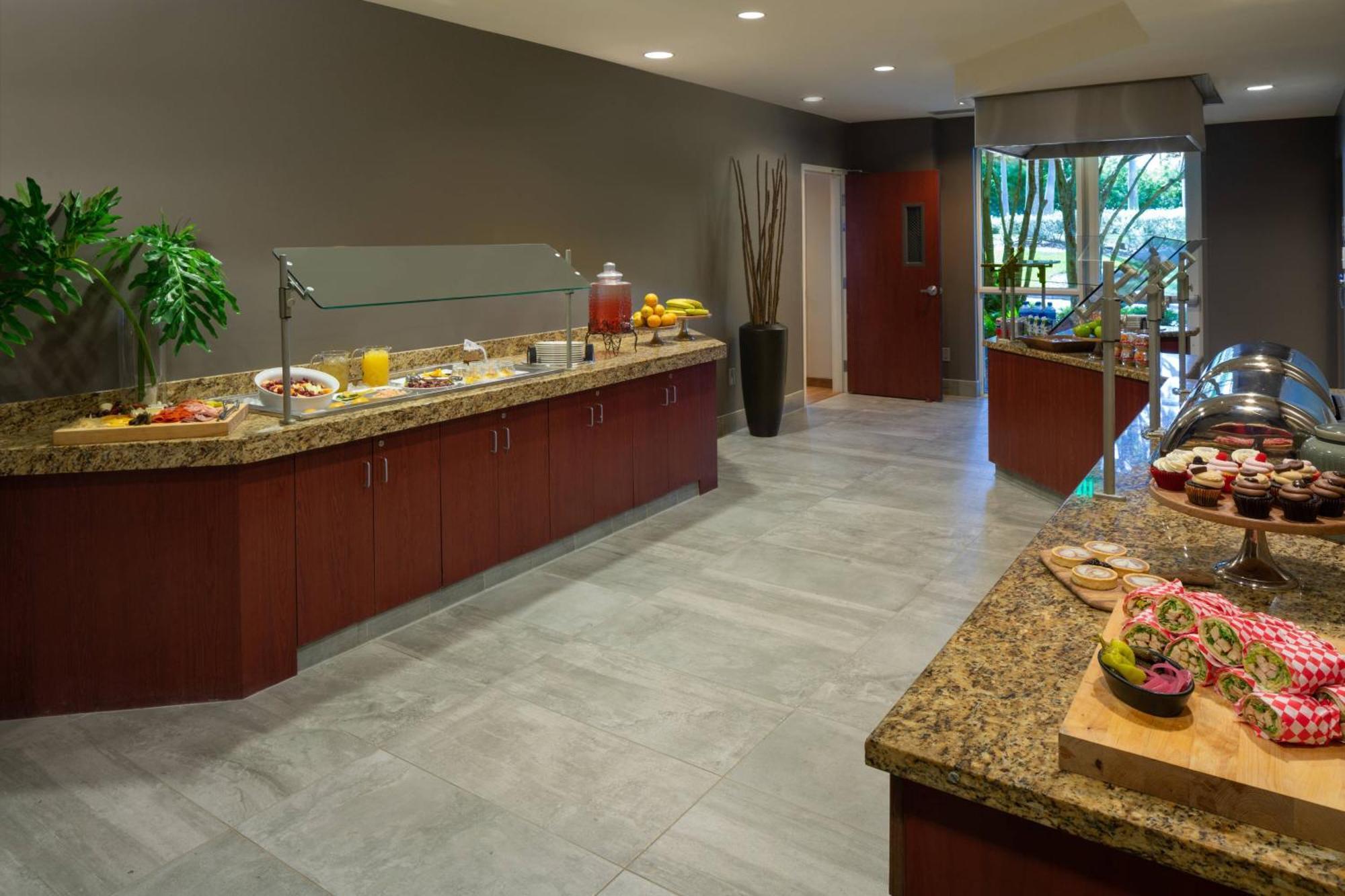 Courtyard By Marriott Fort Lauderdale Airport & Cruise Port Дания-Бич Экстерьер фото