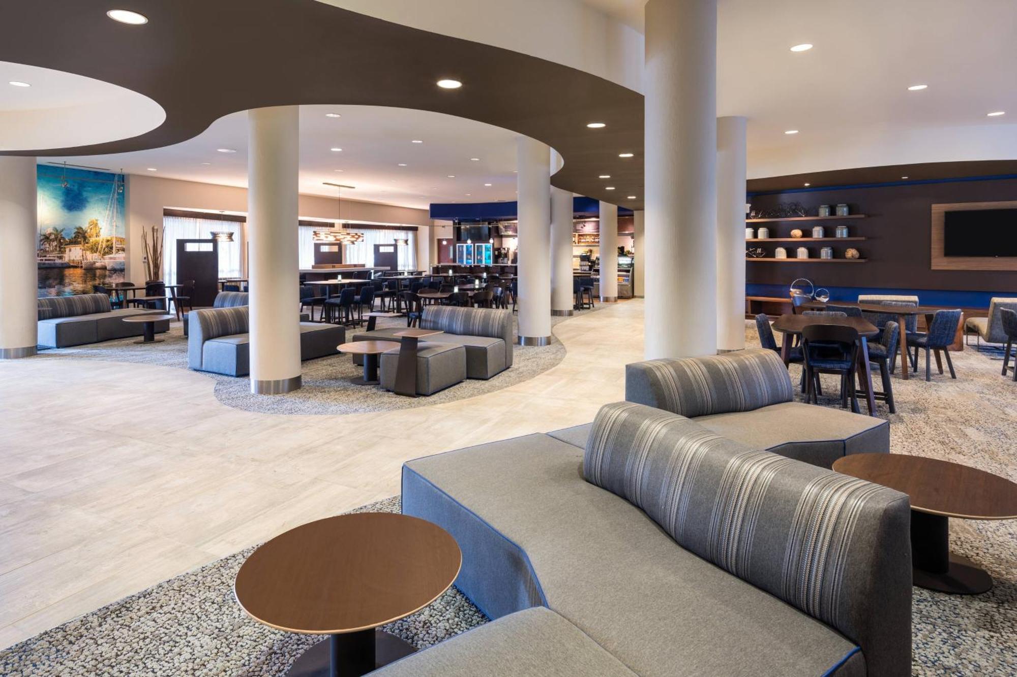 Courtyard By Marriott Fort Lauderdale Airport & Cruise Port Дания-Бич Экстерьер фото